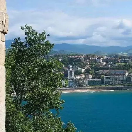 Larrea * 圣塞瓦斯蒂安